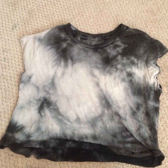 Brandy Melville Black TieDye shirt - Picture 3 of 3