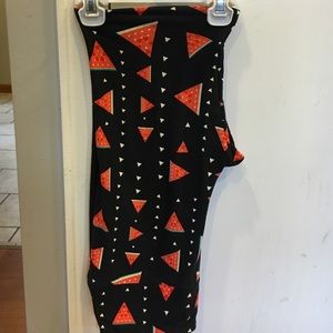Lularoe OS watermelon print leggings