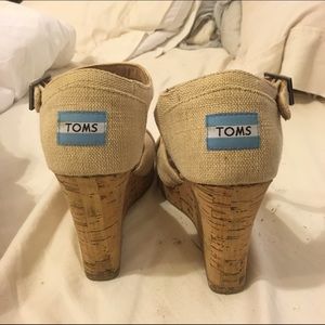 Toms tan wedge sandals