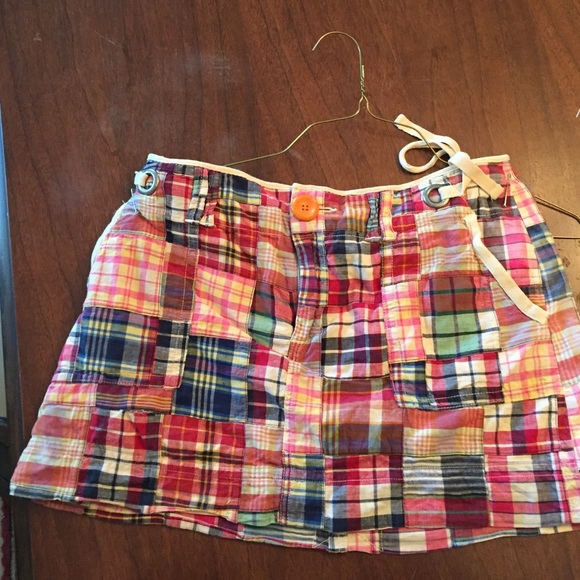 American Eagle Plaid skirt