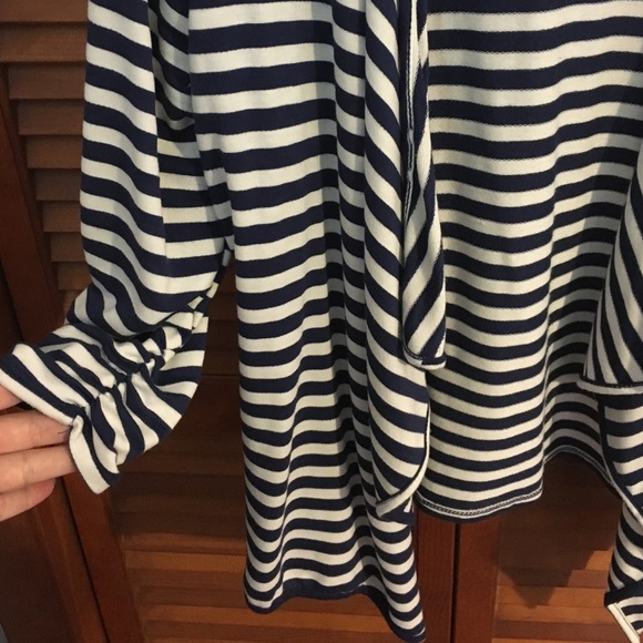 Cardigan - Picture 2 of 4