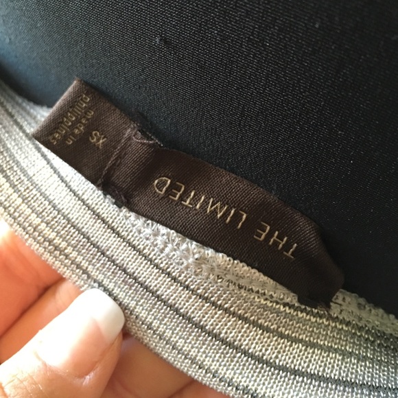 NWOT Limited Halter Top - Picture 4 of 4