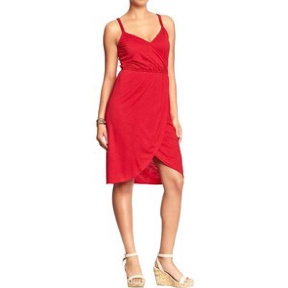 Free Shipping ❗️NWT Red Jersey Tulip Dress