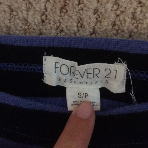 F21 PENCIL SKIRT BUNDLE - Picture 2 of 3