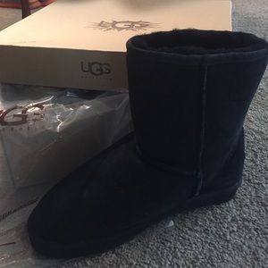 UGG Classic Black Short Boots