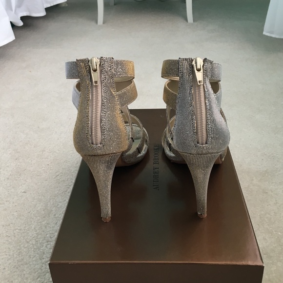 Audrey Brooke heels - Picture 4 of 4