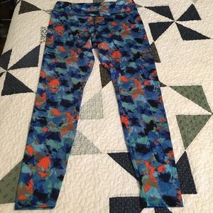 Running or exercise pants women's large