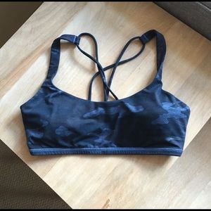 Size 4 Blue Camo Lululemon Free to Be Sports Bra