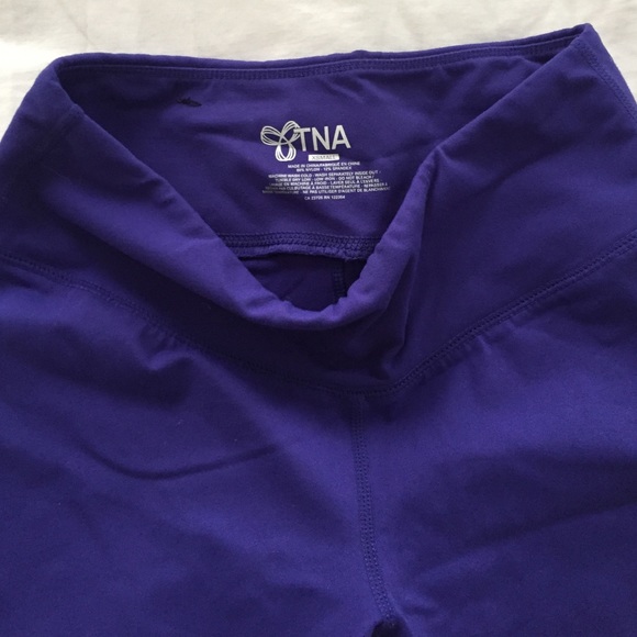 Aritzia TNA Legging - Picture 2 of 3