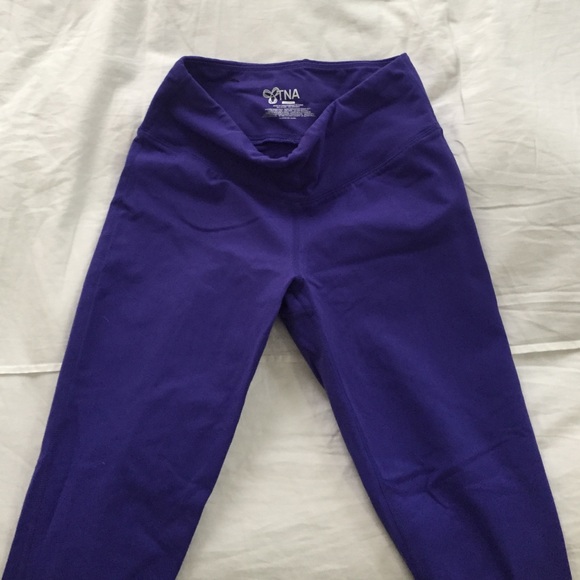 Aritzia TNA Legging - Picture 3 of 3