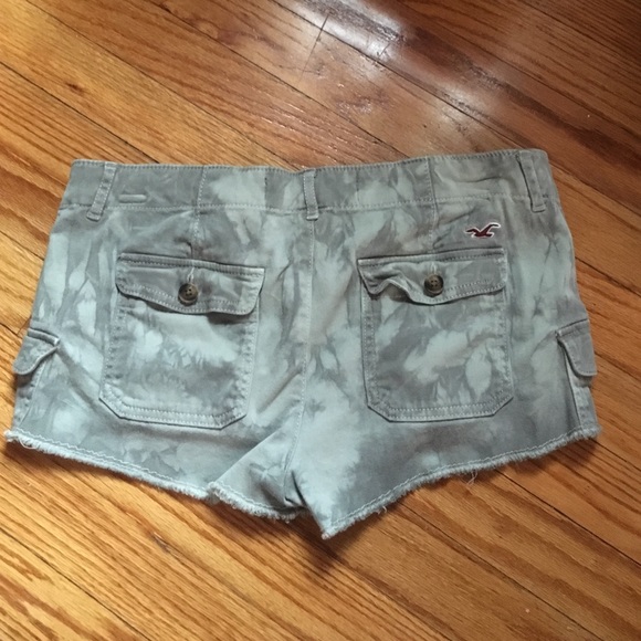Hollister shorts - Picture 2 of 2