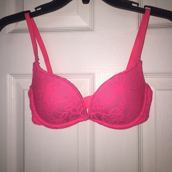 Victoria's Secret Pink Lace Push-up Bra