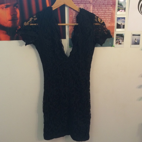 NWOT BLACK LACE DRESS - Picture 1 of 3