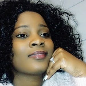 Meet your Posher, Stenia