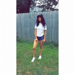 Meet your Posher, Leslie