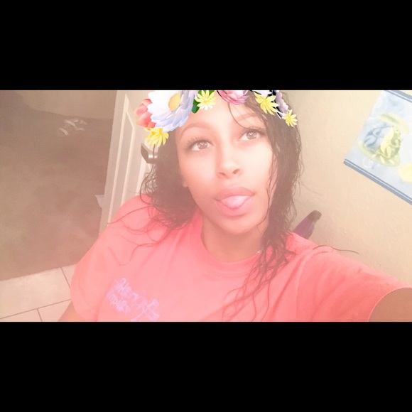 Meet your Posher, Jakayla - Picture 1 of 1