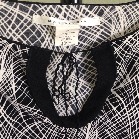 Max Studio Top - Picture 2 of 3