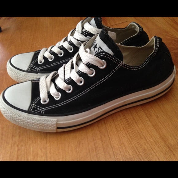 B/W converse women's 7.5