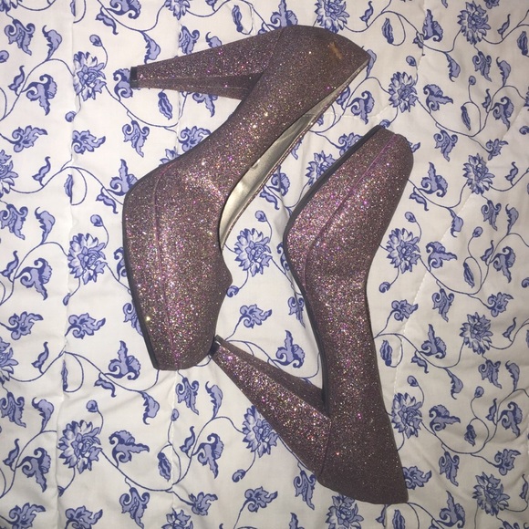 Pink glitter pumps