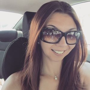 Meet your Posher, Katrina