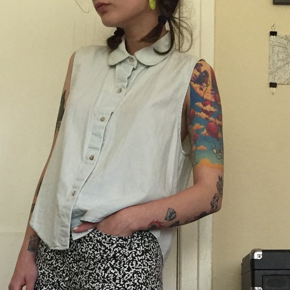american apparel sleeveless button down