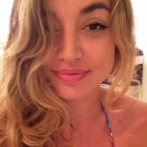 Meet your Posher, Abbie