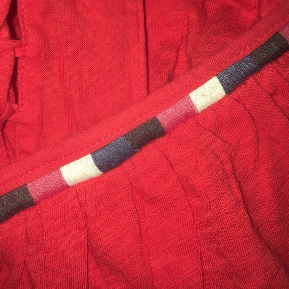 Red Top - Picture 3 of 3