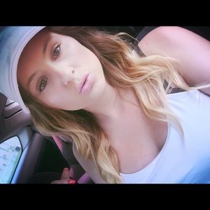 Meet your Posher, Kim