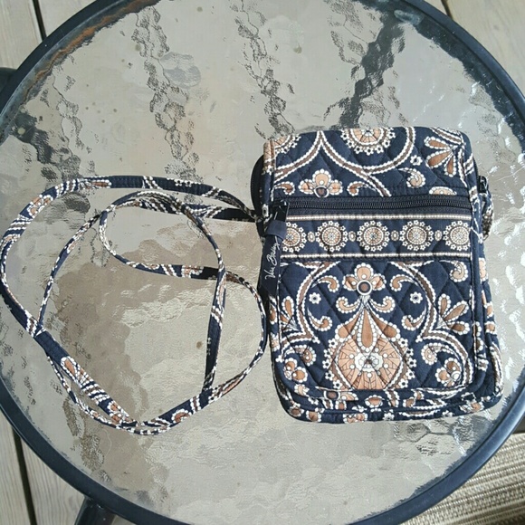 Vera bradley crossbody