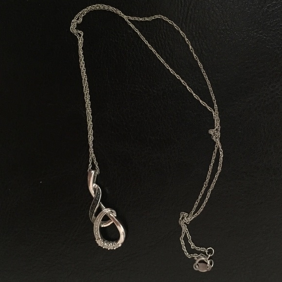 Diamond and black diamond necklace