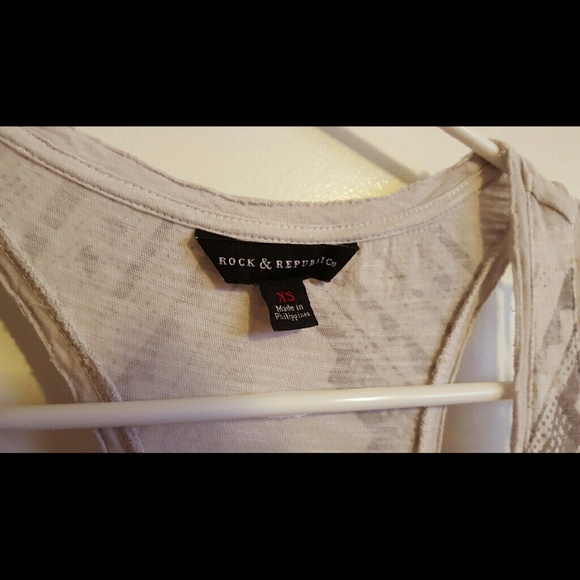 Rock & Republic white/grey feather tank XS - Picture 3 of 3