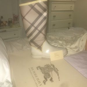Burberry rain boots