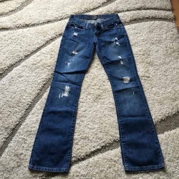 ✨💗NWOT💗✨Abercrombie & Fitch Jeans