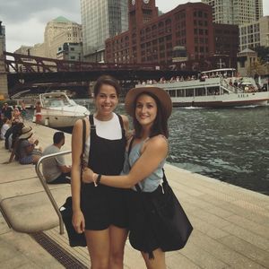 Meet your Posher, Caitlin