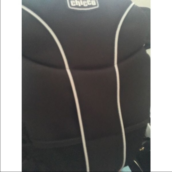 Brand New Chico carrier