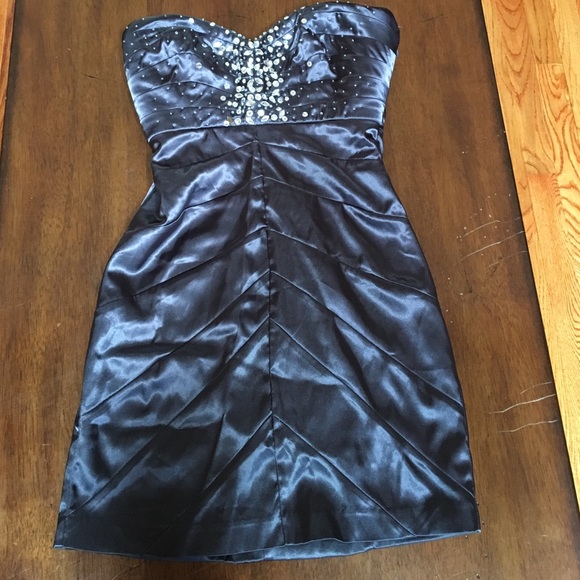 Mini strapless dress