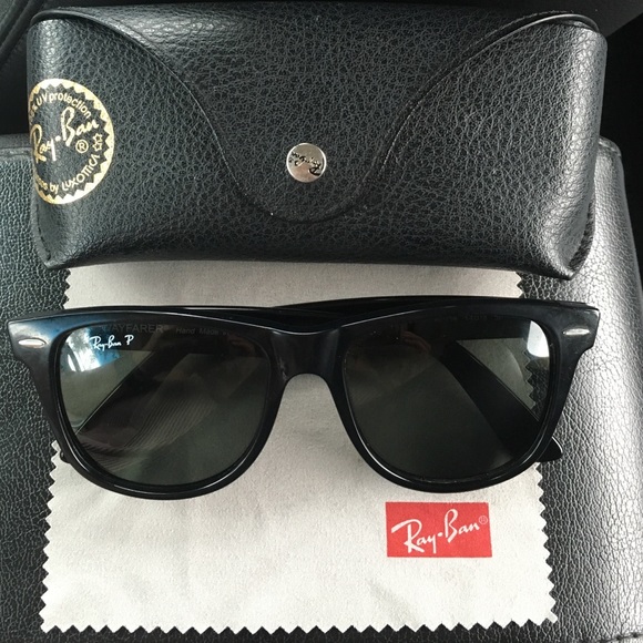 Ray-Ban Original Wayfarer Polarized Sunglasses