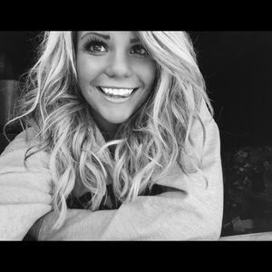 Meet your Posher, Brielle