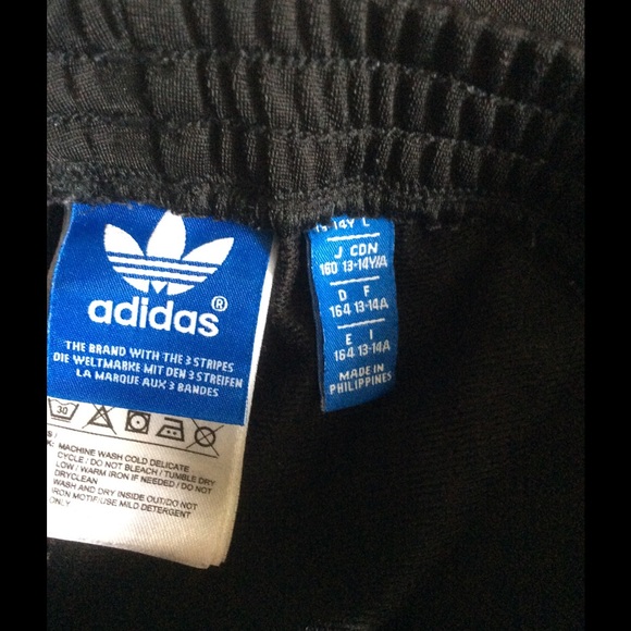 Adidas tracksuit - Picture 3 of 3