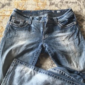 Light wash miss me jeans