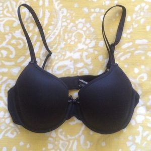 Invisible Chantelle Bra