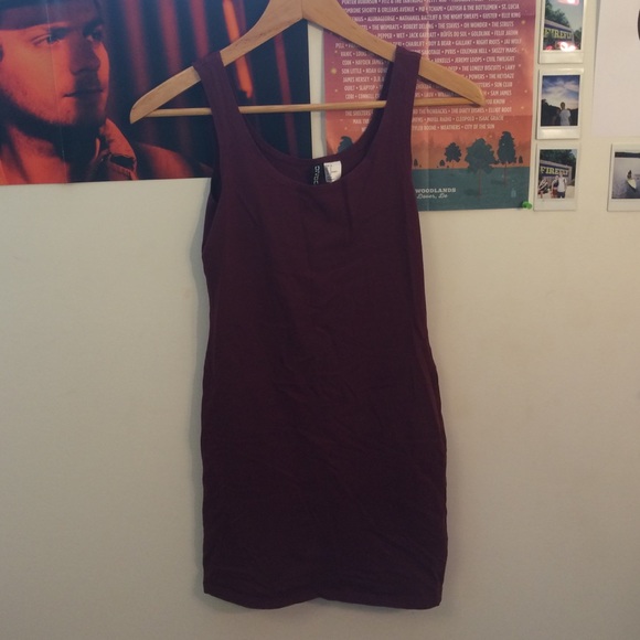 H&M Burgundy body tight dress - Picture 1 of 3