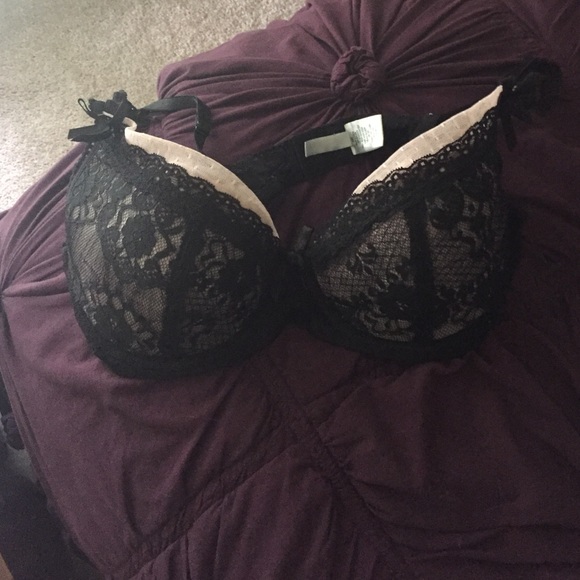 Rampage 38C Beautiful black and baby pink bra