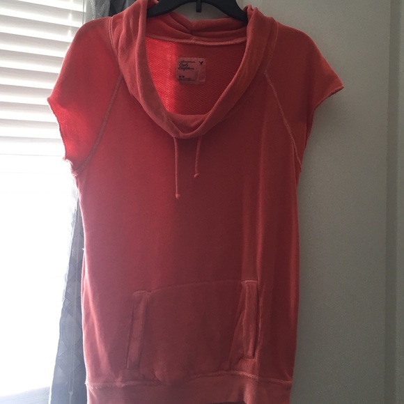 Short sleeve sweater shirt