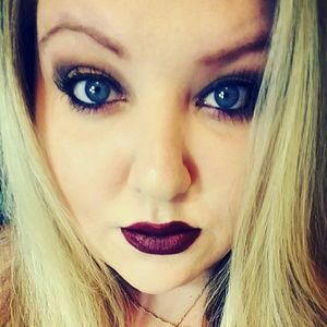 Meet your Posher, Tosha