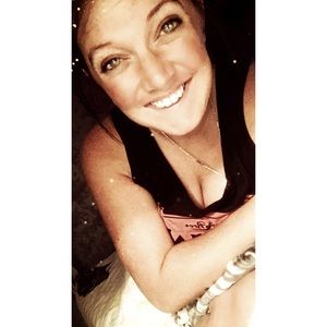 Meet your Posher, Tiffany