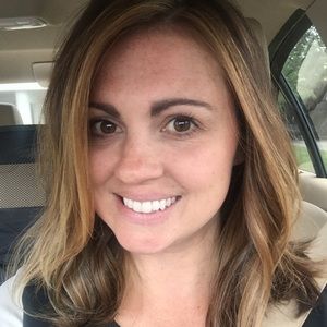 Meet your Posher, Brooke