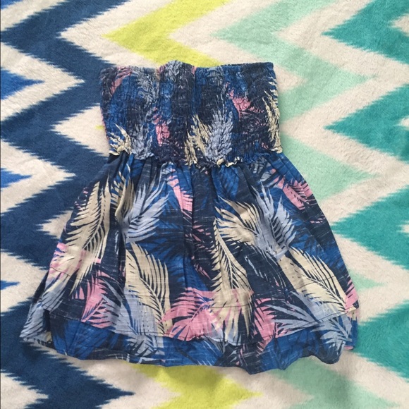 Strapless top