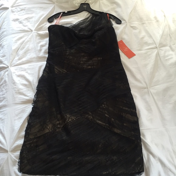 Monique Lhuillier Cocktail Dress