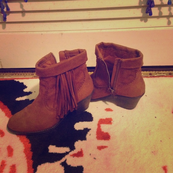 Fringe booties